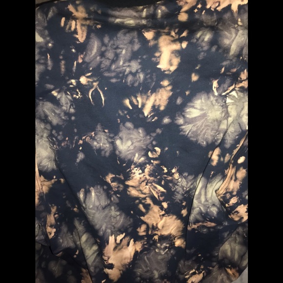 True Religion Arched Logo Tie-Dyed Hoodie - 2XL